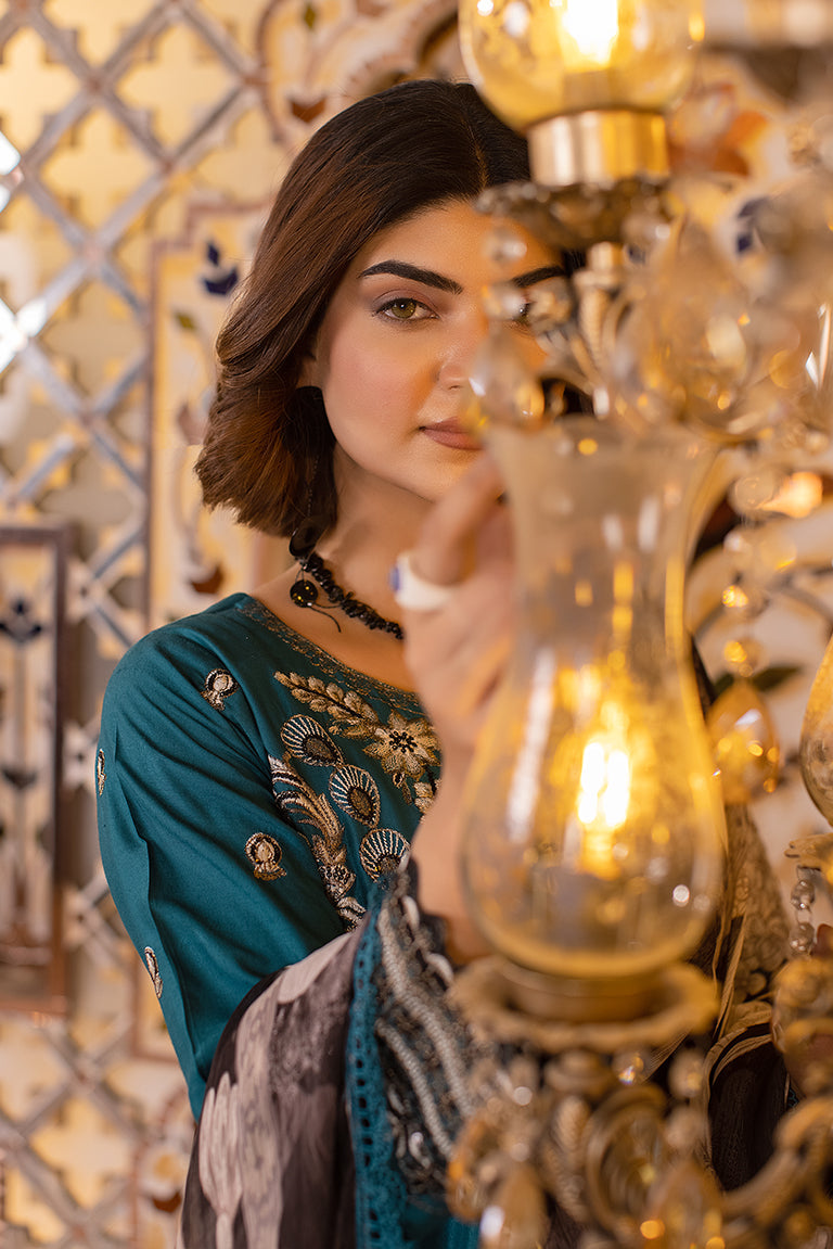 Pakistani Mehndi Dress For Women